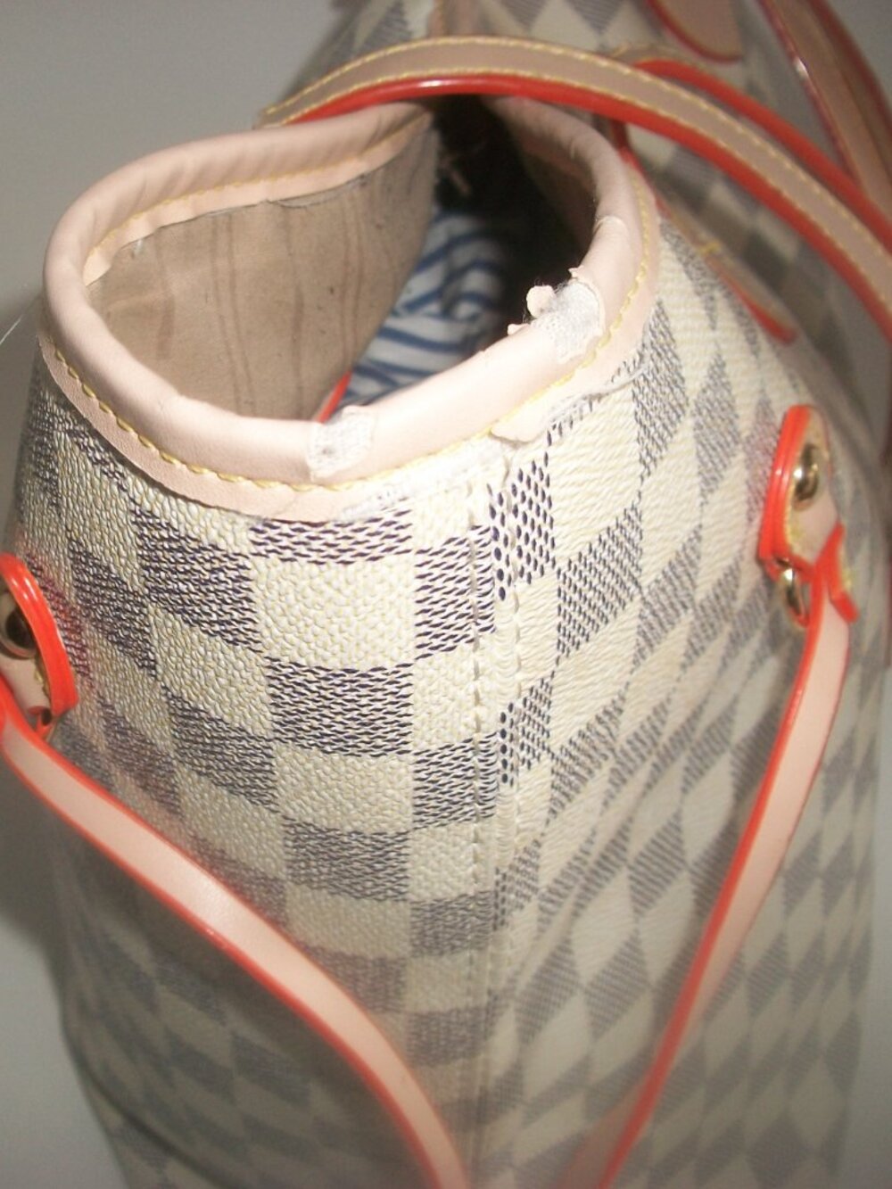 Large Tote in Style of Damier Azur Neverfull NOT Louis Vuitton - Picture 6 of 14